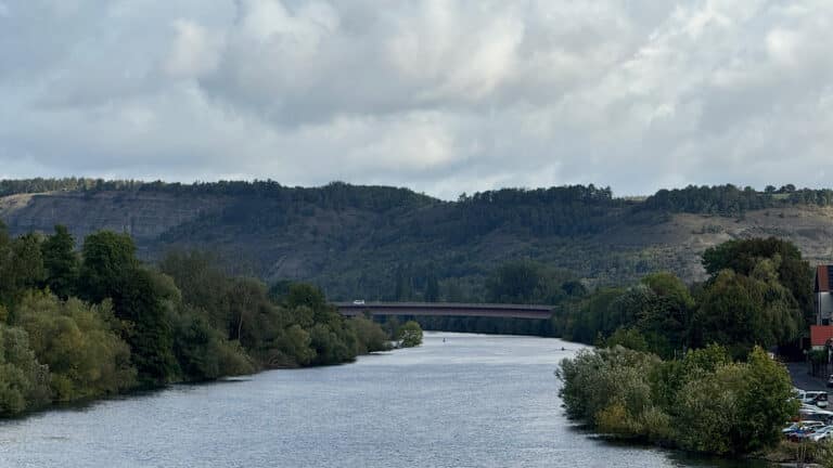 Der Main bei Karlstadt von der Brücke aus